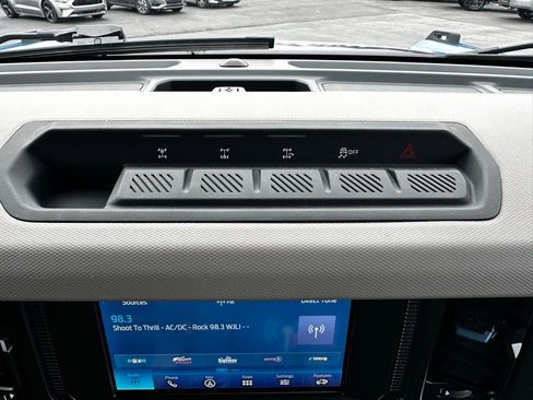 Used 2022 Ford Bronco Wildtrak AWD/4WD image 31