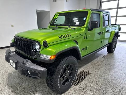 New 2025 Jeep Gladiator Willys image 27
