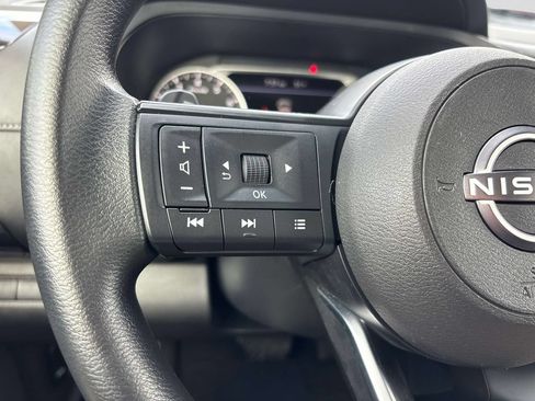 Used 2024 Nissan Pathfinder S AWD/4WD image 18