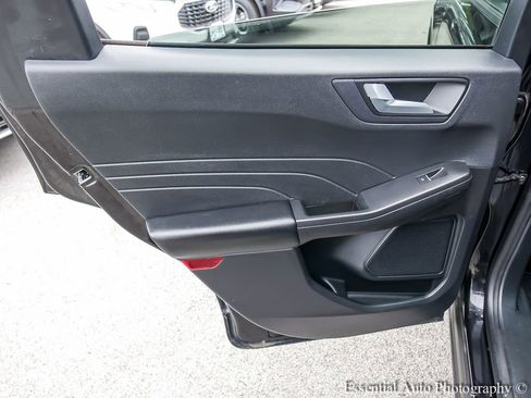 Used 2021 Ford Escape SE w/ SE Sport Appearance Package AWD/4WD image 21