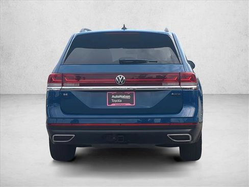Used 2025 Volkswagen Atlas SE image 7