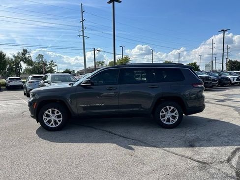 Used 2022 Jeep Grand Cherokee L Limited AWD/4WD image 4