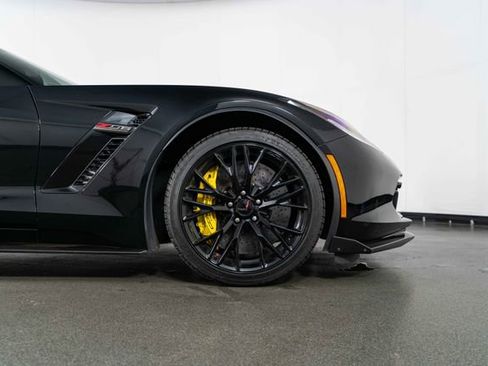 Used 2017 Chevrolet Corvette Z06 w/ Z07 Performance Package image 11