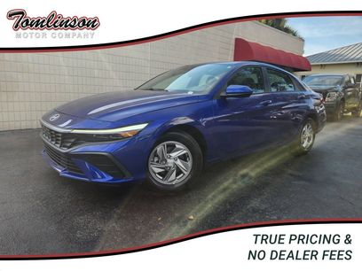 Used 2024 Hyundai Elantra SE