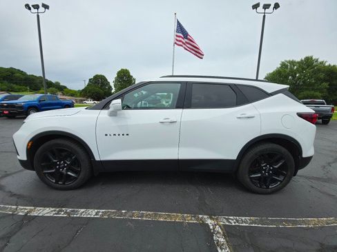 Used 2020 Chevrolet Blazer LT AWD/4WD image 2