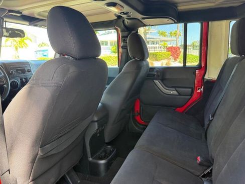 Used 2017 Jeep Wrangler Unlimited Sport w/ Quick Order Package 24S AWD/4WD image 13