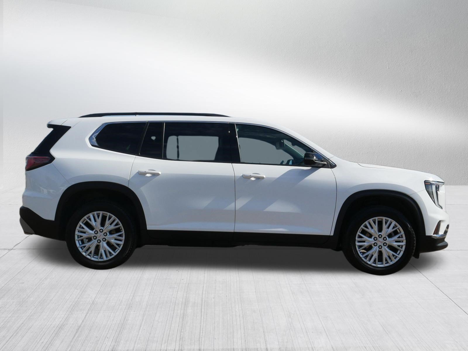 Used 2024 GMC Acadia Elevation AWD/4WD image 8