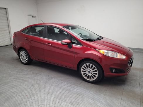 Used 2015 Ford Fiesta Titanium FWD image 11