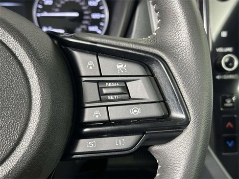 Used 2025 Subaru Forester Premium image 23