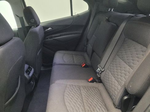 Used 2021 Chevrolet Equinox LT FWD image 18