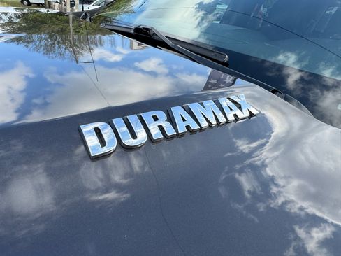 Used 2021 Chevrolet Silverado 1500 LTZ image 7