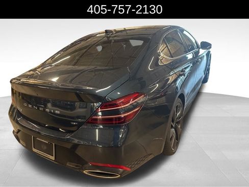 Used 2022 Genesis G70 3.3T RWD image 3