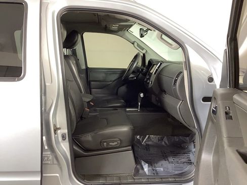 Used 2015 Nissan Frontier PRO-4X image 10
