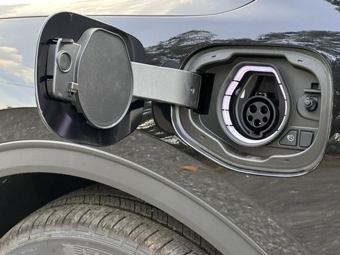 New 2025 Ford Escape Base w/ PHEV Premium Package image 14