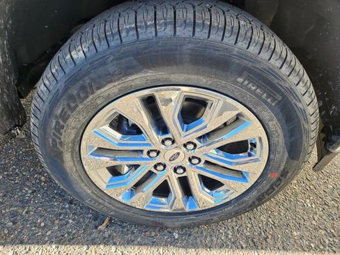 New 2026 Ford F150 XLT w/ XLT Chrome Appearance Package image 19