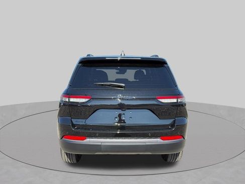 New 2026 Jeep Grand Cherokee Altitude AWD/4WD image 6