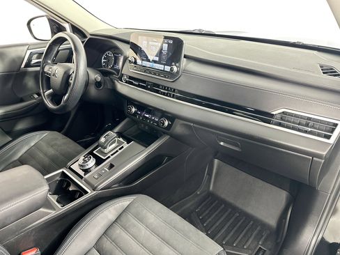 Used 2022 Mitsubishi Outlander SE image 28