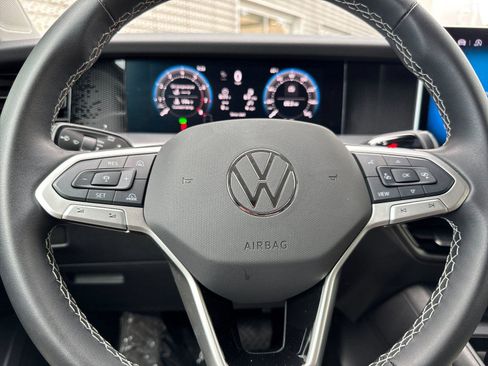 Used 2025 Volkswagen Tiguan S w/ 18" Wheel Package image 22