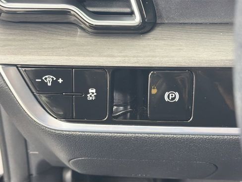 Used 2023 Kia Sportage X-Line AWD/4WD image 13