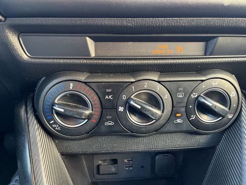 Used 2018 Toyota Yaris iA image 15