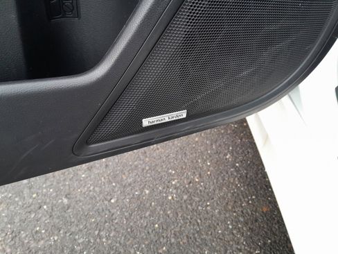 Certified 2025 Subaru Legacy Limited image 11