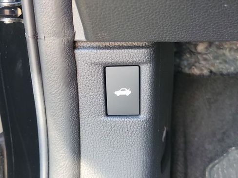 Used 2024 Honda Accord EX image 26