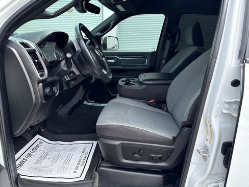 Used 2022 RAM 3500 Big Horn w/ Level C Equiment Group AWD/4WD image 9