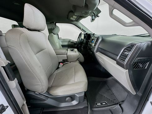 Used 2015 Ford F150 XLT w/ Equipment Group 301A Mid image 28