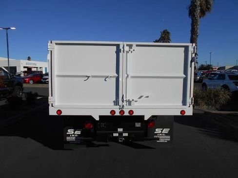 New 2024 Ford F550 4x4 SuperCab Super Duty image 4