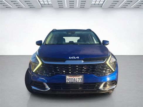 Used 2023 Kia Sportage SX image 2