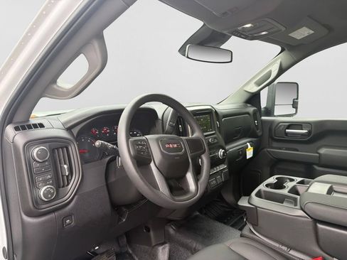 Used 2026 GMC Sierra 3500 Pro w/ Fleet Convenience Package AWD/4WD image 12