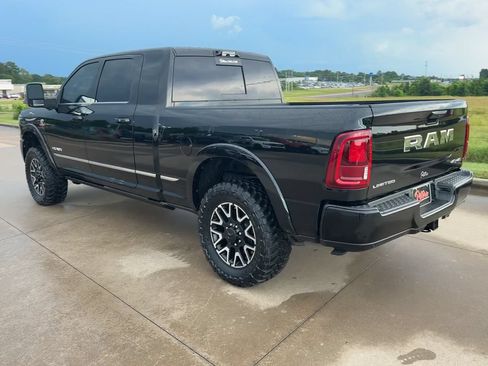 Used 2026 RAM 2500 Limited AWD/4WD image 7