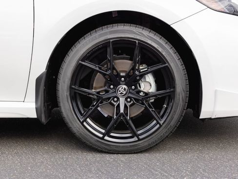 Certified 2025 Toyota Camry XSE AWD/4WD image 4