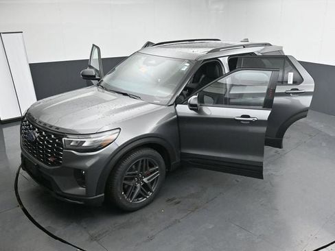 New 2026 Ford Explorer ST w/ Sun And Sound Package image 33