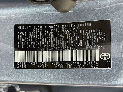 Used 2025 Toyota Corolla LE image 30