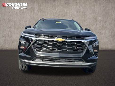 New 2026 Chevrolet Trax LT image 2