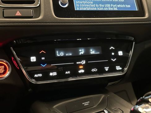 Used 2022 Honda HR-V EX image 15