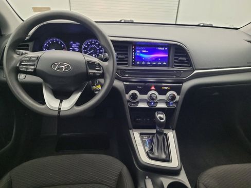 Used 2019 Hyundai Elantra SE w/ Cargo Package FWD image 22