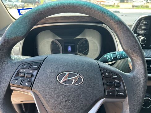 Used 2020 Hyundai Tucson Value FWD image 3