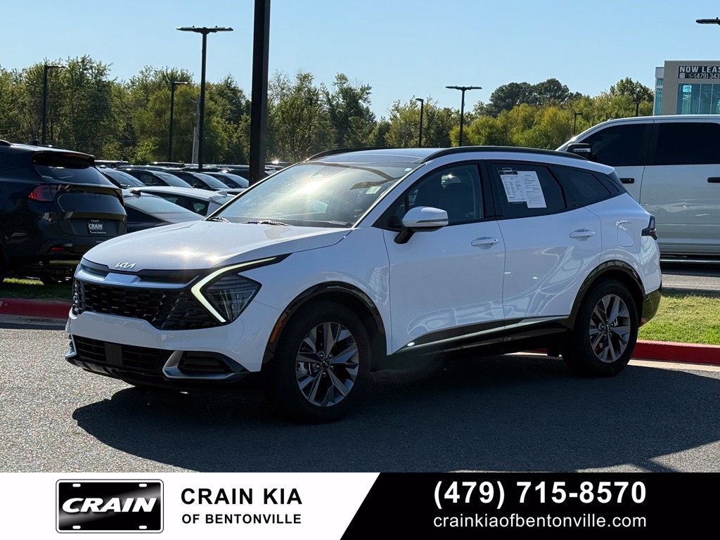Certified 2025 Kia Sportage SX FWD image 3