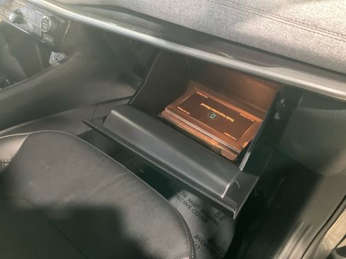 Used 2022 Jeep Compass Latitude image 32