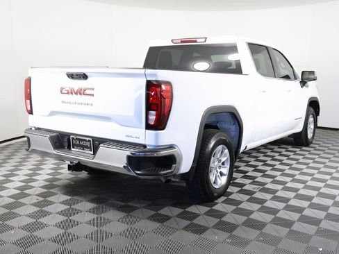 Certified 2024 GMC Sierra 1500 SLE image 5