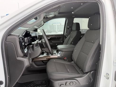 Used 2024 Chevrolet Silverado 1500 RST w/ Z71 Off-Road Package image 24