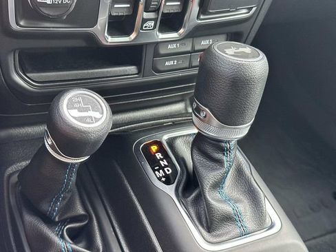 Used 2021 Jeep Wrangler Unlimited Sport image 31