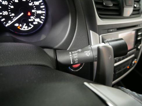 Used 2016 Nissan Altima 2.5 SR FWD image 32