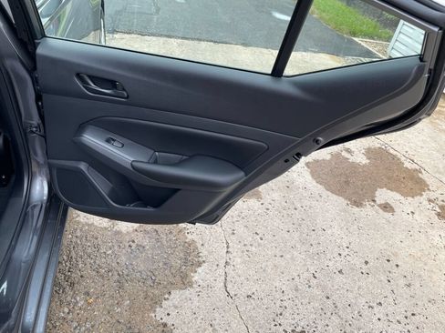 Used 2024 Nissan Altima 2.5 S FWD image 19