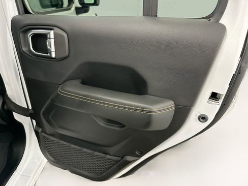 Used 2025 Jeep Wrangler Sahara w/ Safety Group image 30