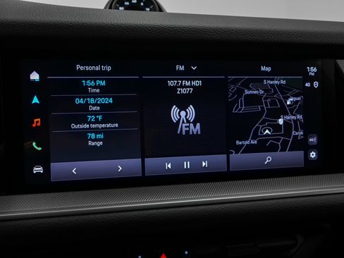 Used 2024 Porsche Cayenne Coupe image 33