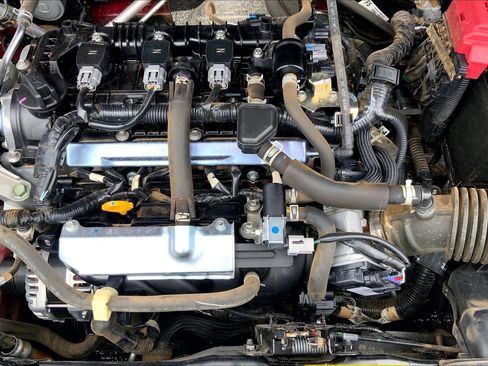 Used 2020 Nissan Kicks SR w/ SR Premium Package FWD image 33