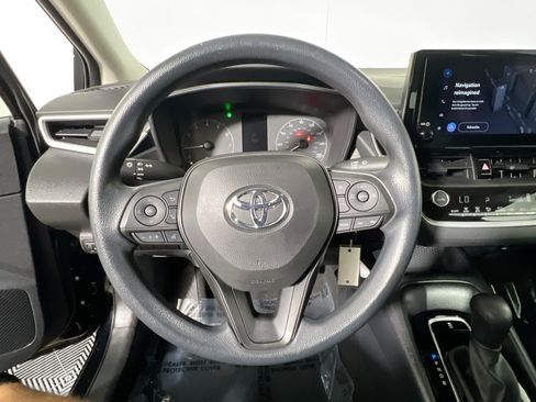 Used 2024 Toyota Corolla LE FWD image 18